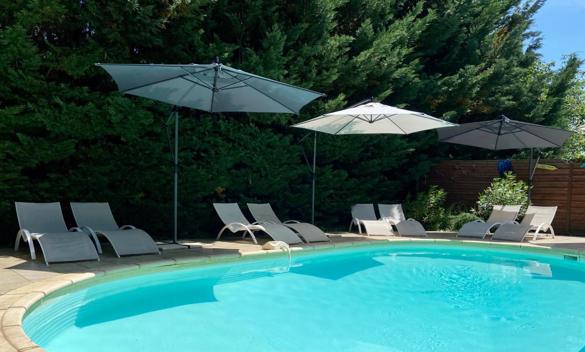 Le Cocon Bohème - parking privé - piscine chauffée - espace bien-être avec Spa Sarlat Exterior foto