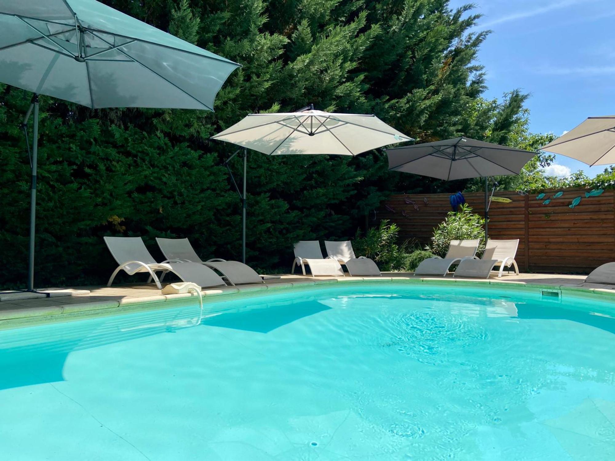 Le Cocon Bohème - parking privé - piscine chauffée - espace bien-être avec Spa Sarlat Exterior foto